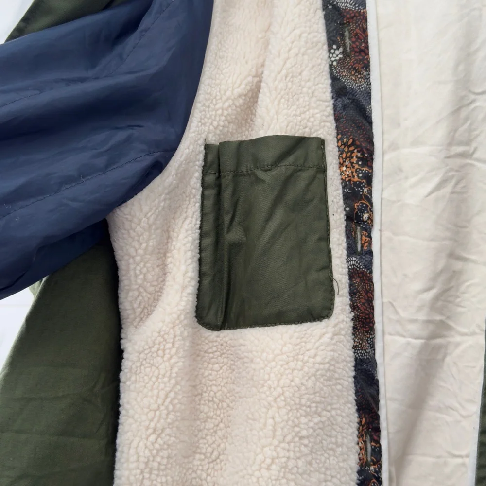 Two layer jacket - Picture 2 of 11